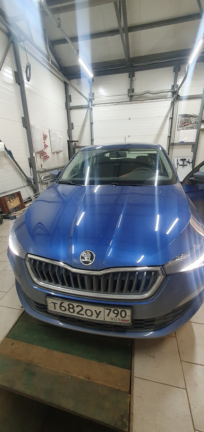 Установка тросовых педалей на Skoda Rapid (механика, 3 шт.)