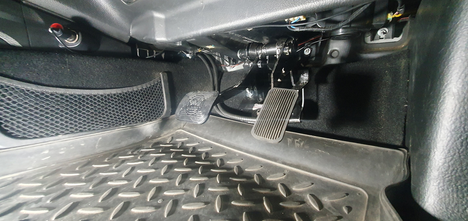 Установка тросовых педалей на SsangYong  (автомат, 2шт.)